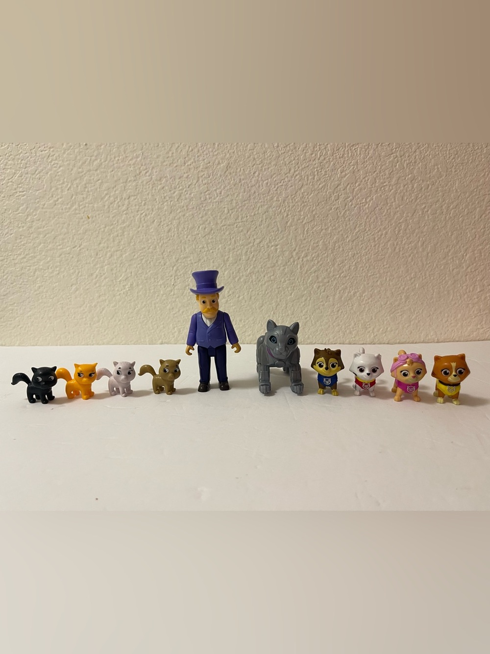 Paw Patrol Mayor Humdinger, Kittens, Kitten Catastrophe Crew and Meow Meow